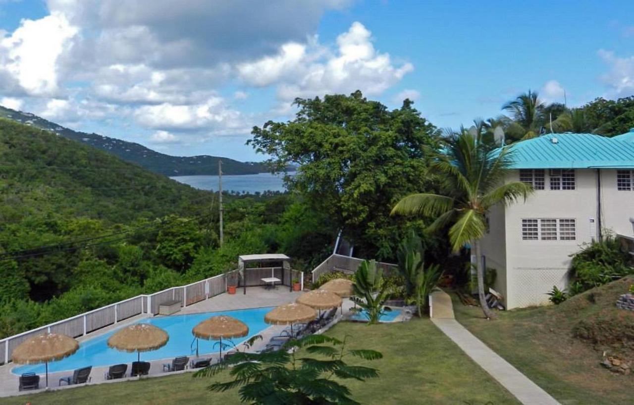 Flamboyan On The Bay Resort & Villas Canaan Extérieur photo